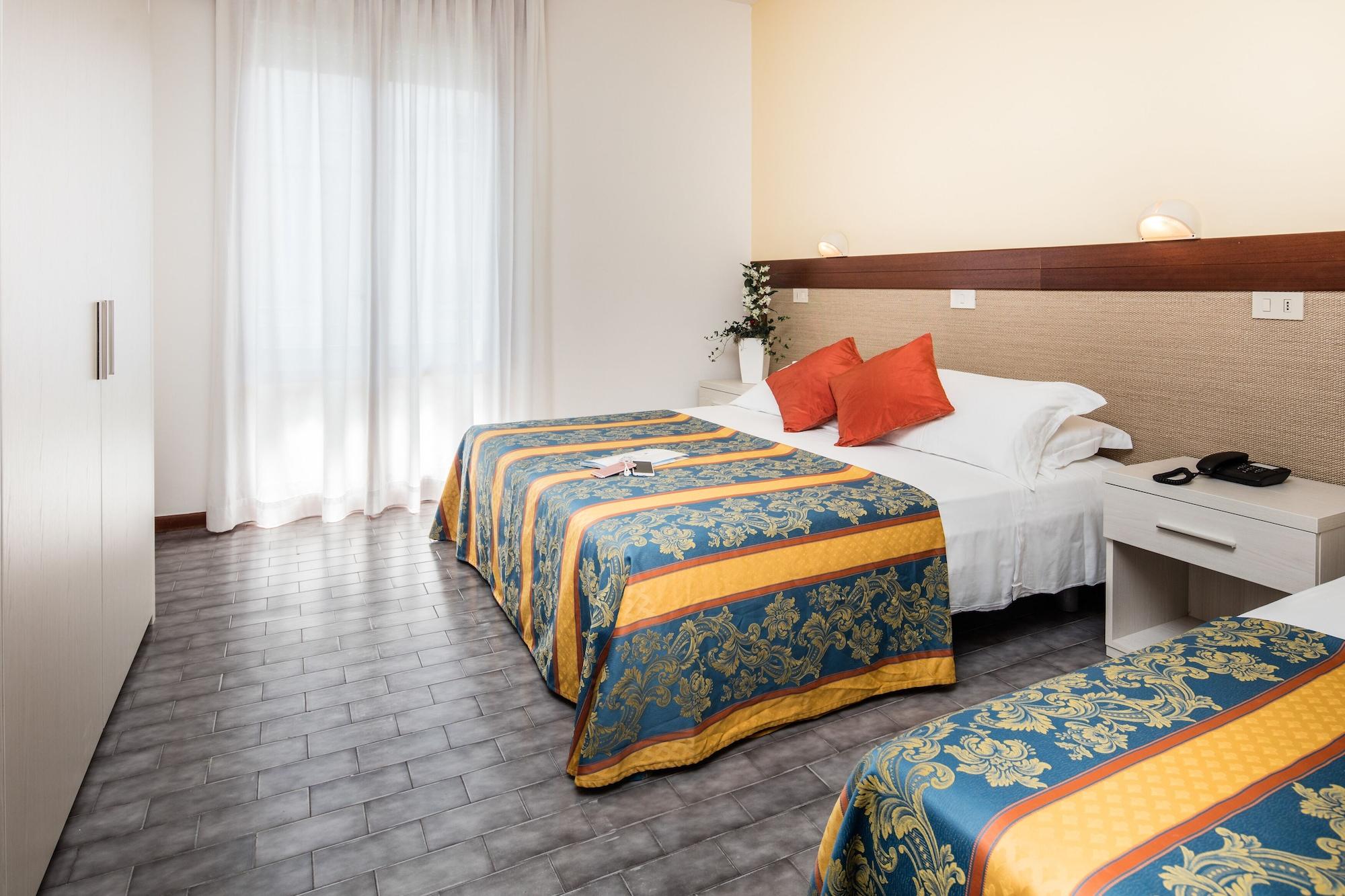 Hotel Bettina ลิโดดิเยโซโล ภายนอก รูปภาพ