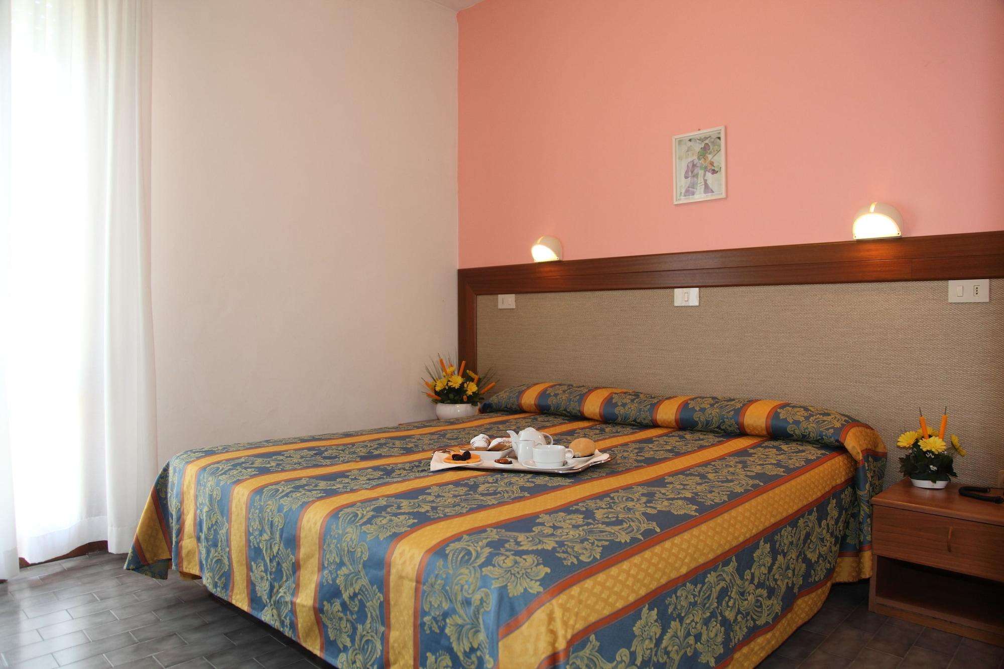 Hotel Bettina ลิโดดิเยโซโล ภายนอก รูปภาพ