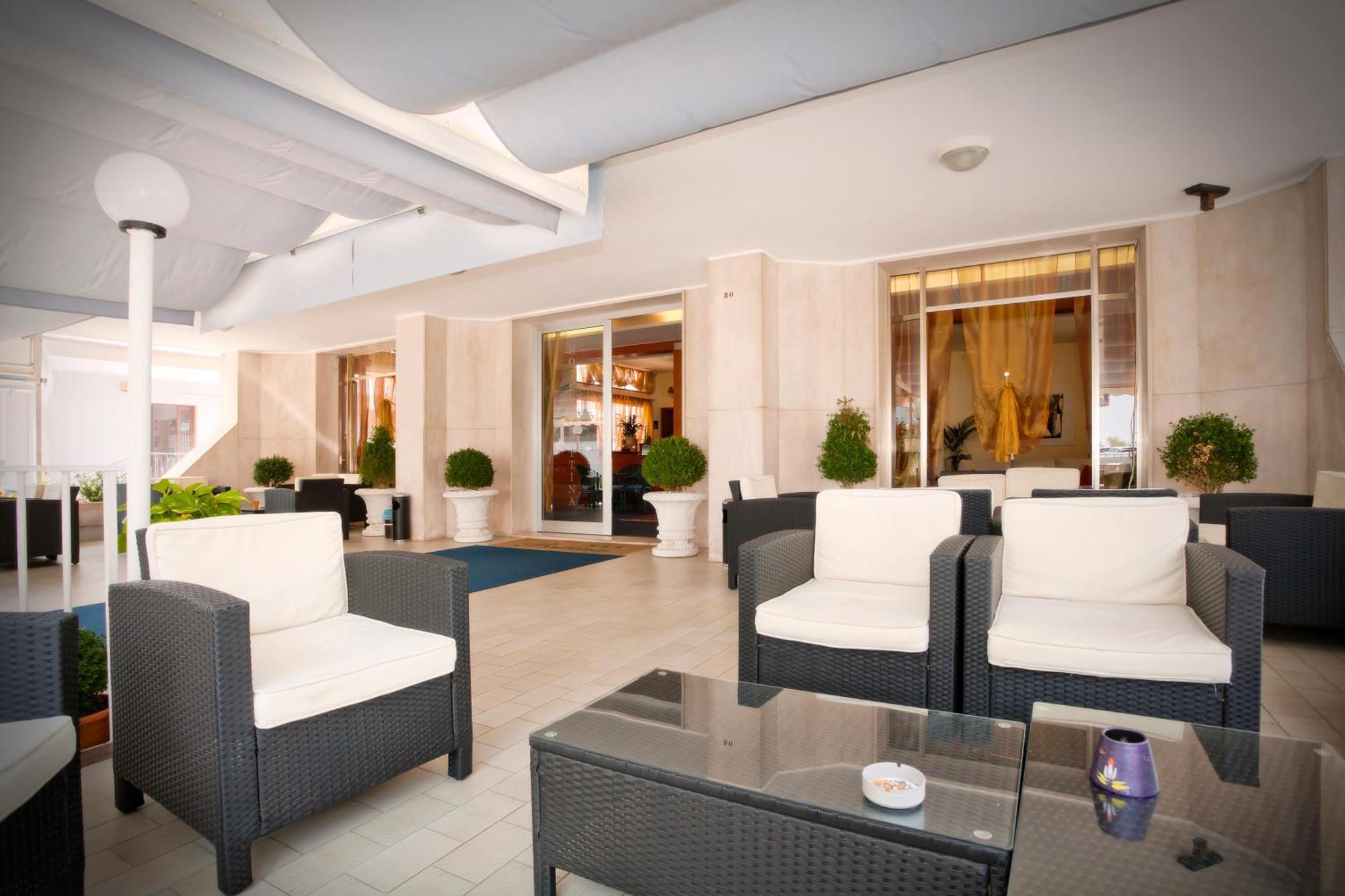 Hotel Bettina ลิโดดิเยโซโล ภายนอก รูปภาพ